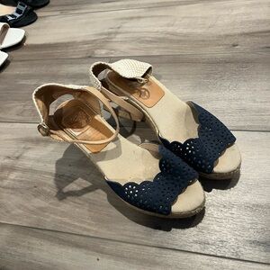 Kanna Navy and Cream Espadrille Sandals